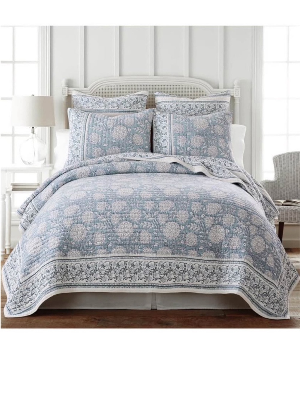 Levtex Home Adare Blue Reversible King/ Cal King Quilt Set (106x92in)